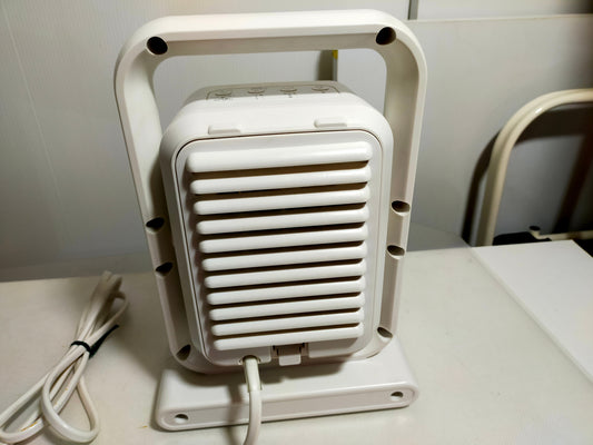 【サテライト】 セラミックヒーター アビテラックス ACH1200W-WH
2023年製