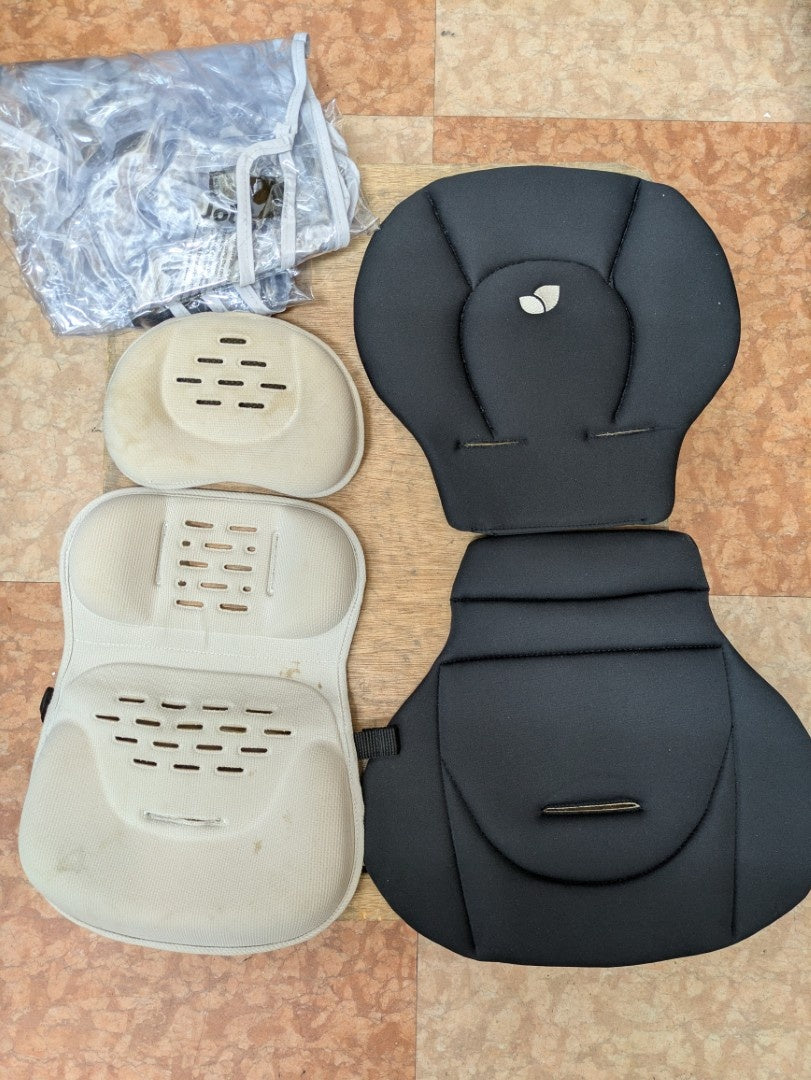 【深草店】 ベビーカー Combi ハンディ オート4キャス コンビ
