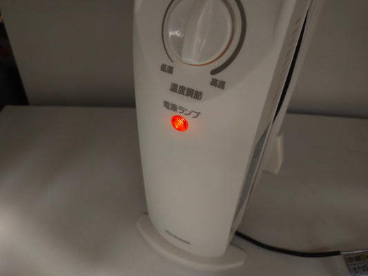 【サテライト】 ミニオイルヒ-タ- アイリスオーヤマ 500W KOH-50M-W
2021年製