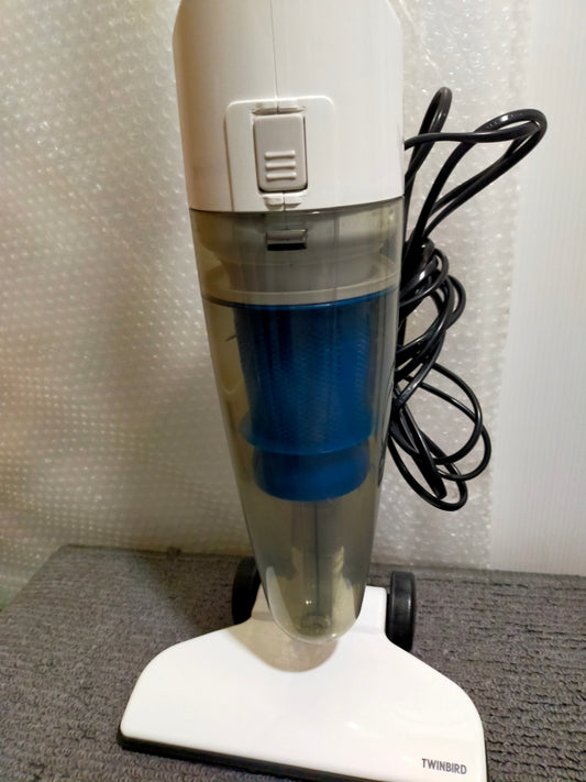 【サテライト】 スティッククリーナー ツインバード サイクロン TC-EA35-W
2024年製