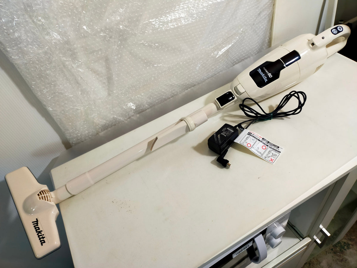 【サテライト】 充電式クリーナー マキタ CL113FD