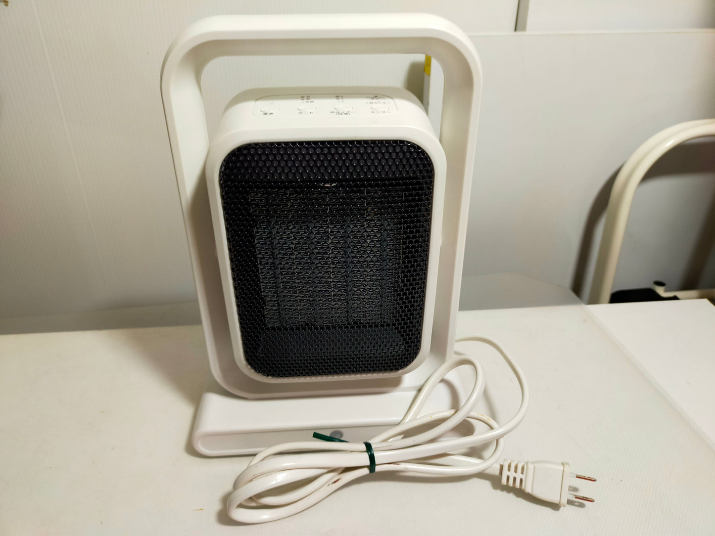【サテライト】 セラミックヒーター アビテラックス ACH1200W-WH  2023年製