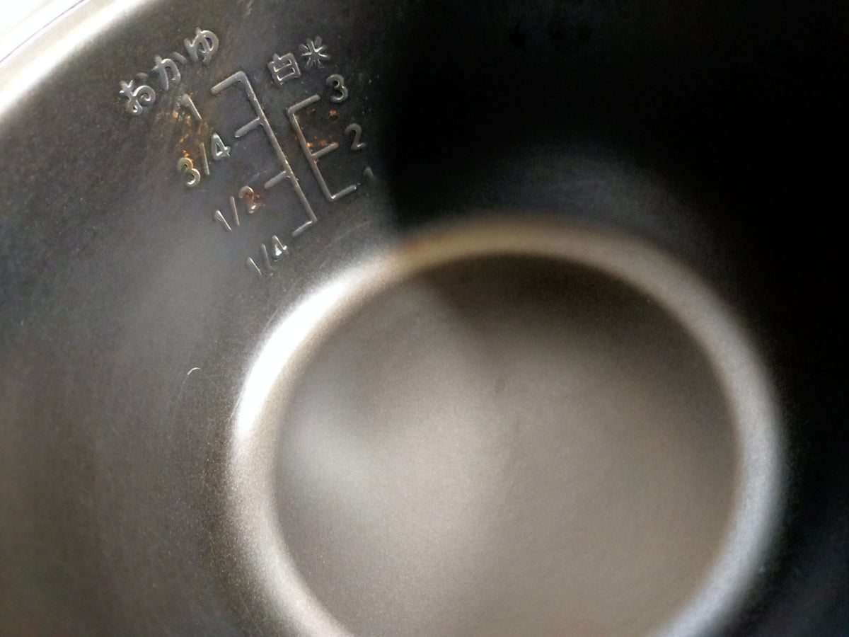 【サテライト】 炊飯器 ベルソス 3合炊き VP-KE01