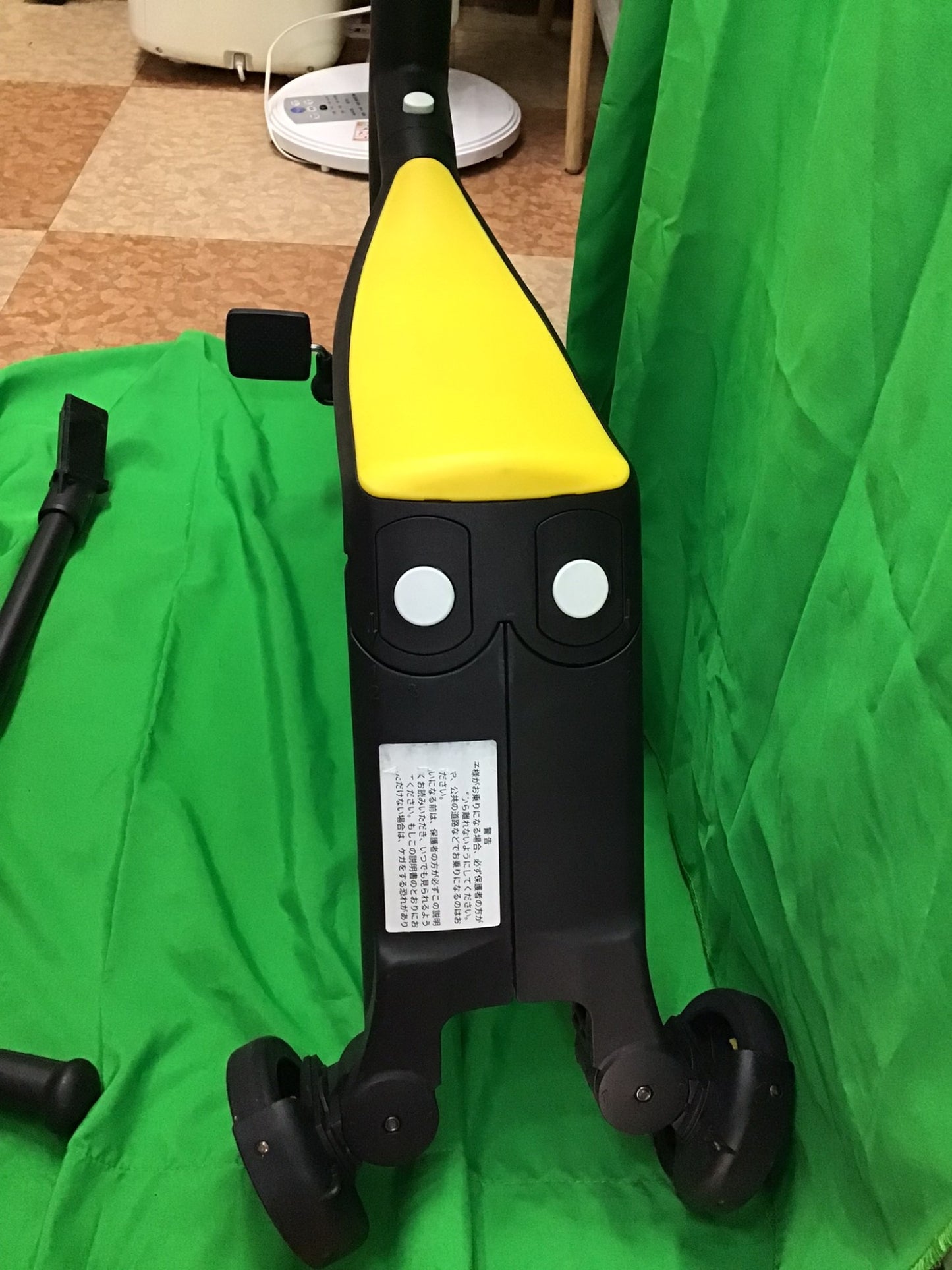 【深草店】 手押し三輪車　黄色