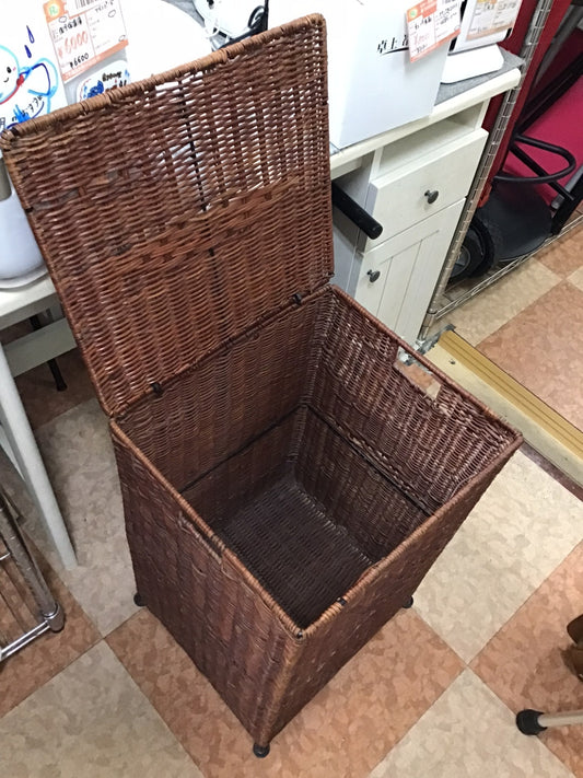 【深草店】ラタン収納　幅37㎝　高さ59㎝　奥行34㎝