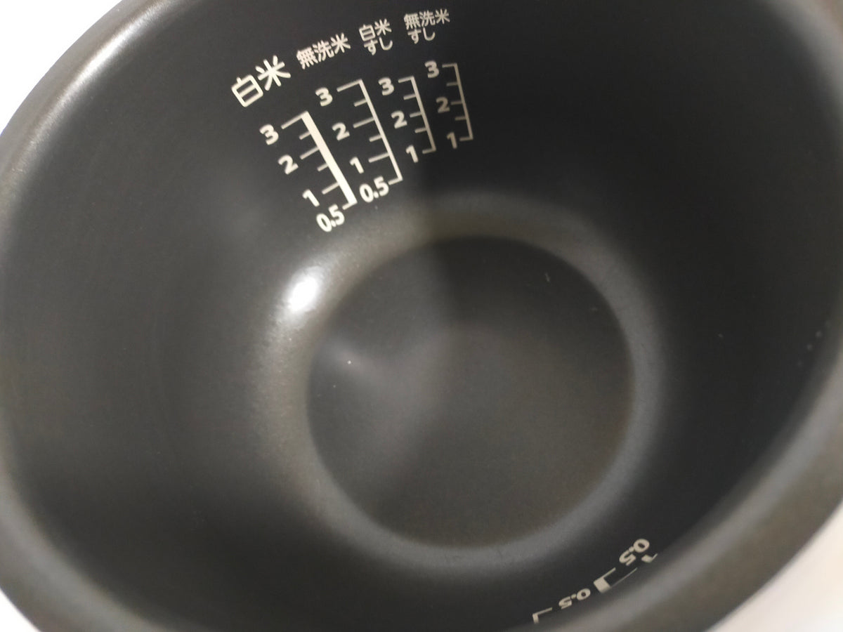 【サテライト】 IH炊飯器 東芝 3合炊き RC-5XE5  2019年製
