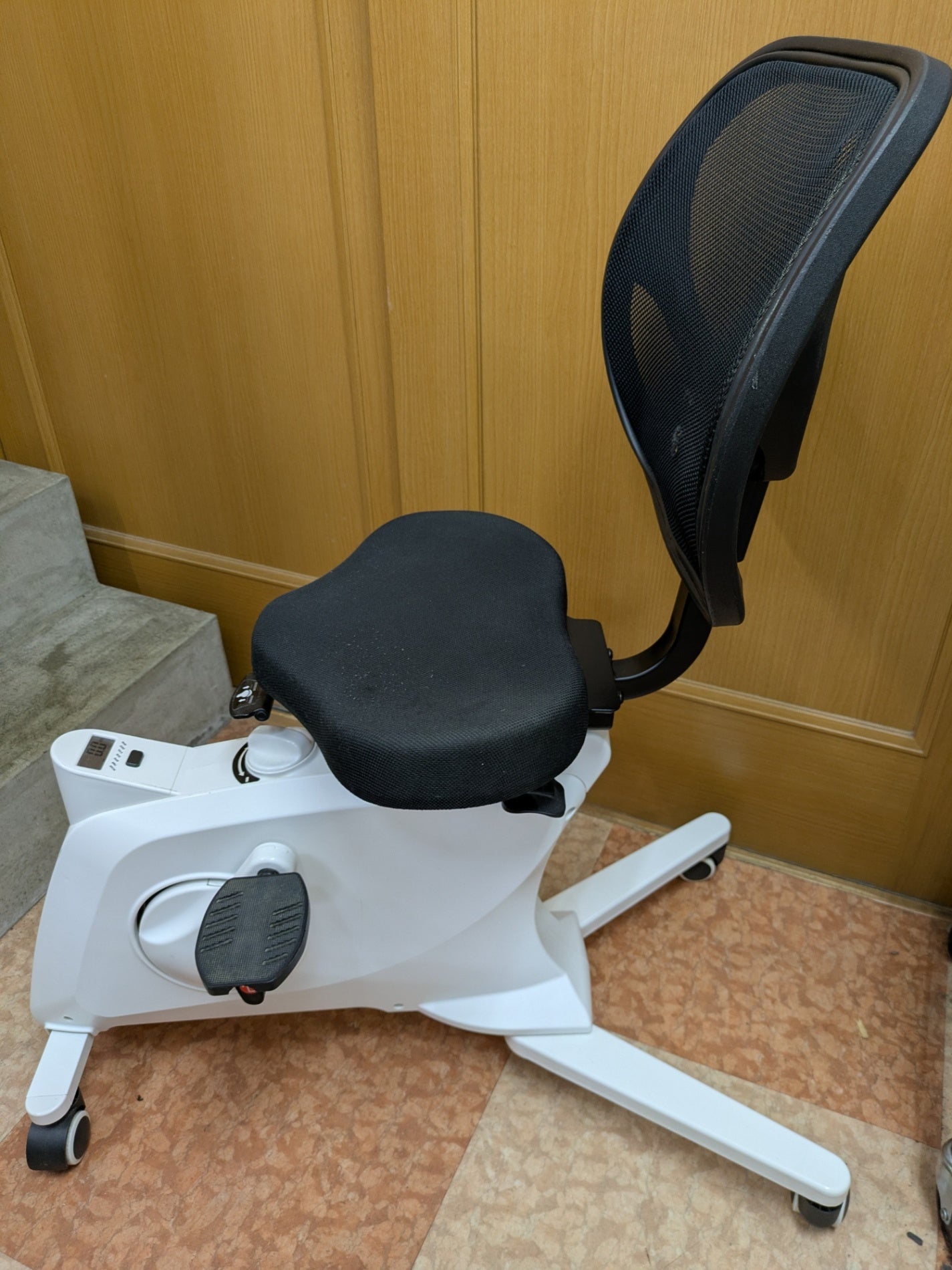 【深草店】 FLEXISPOT フィットネスバイクチェア