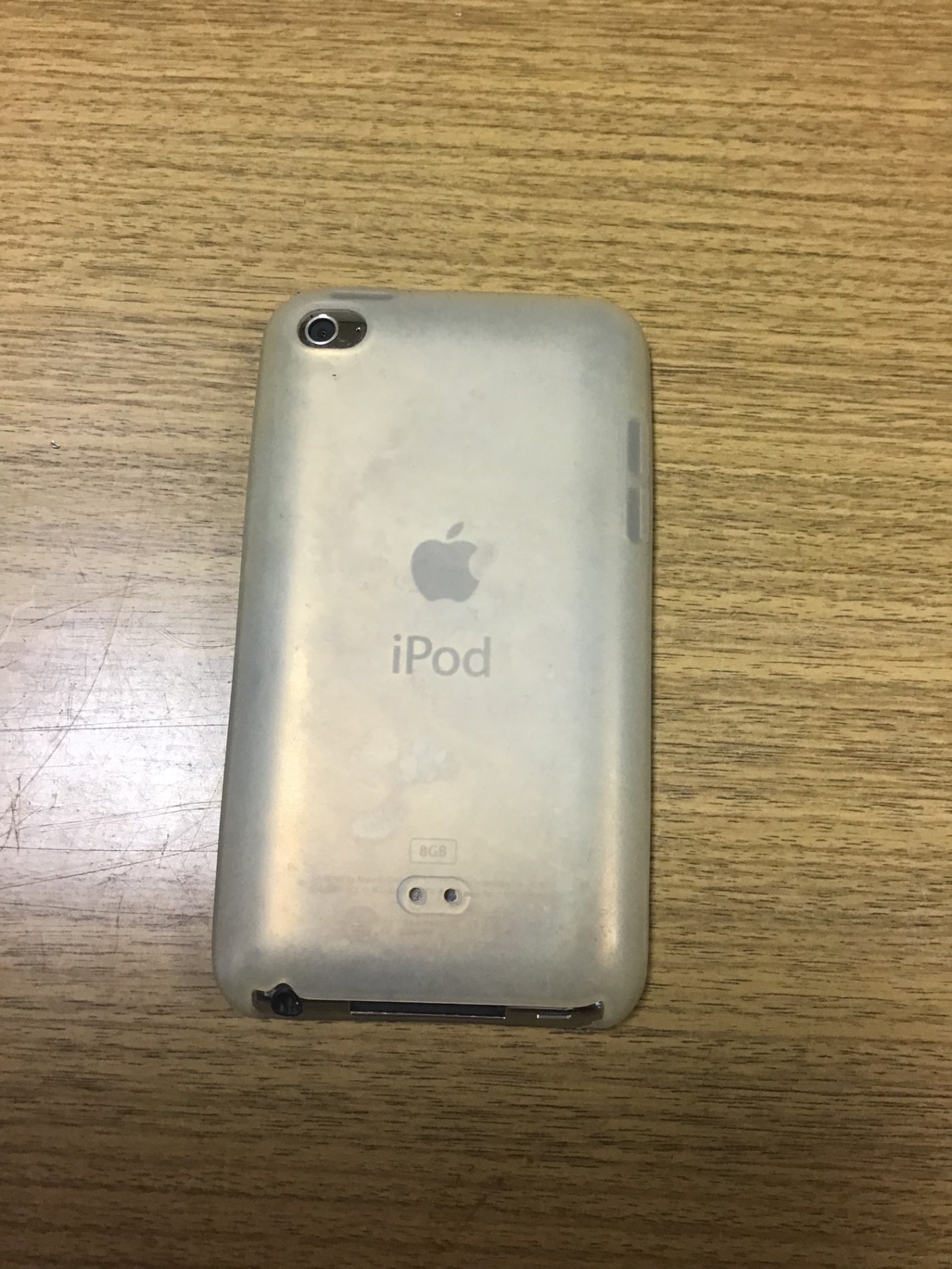 【深草店】iPod　touch　アップル　MC50J/A