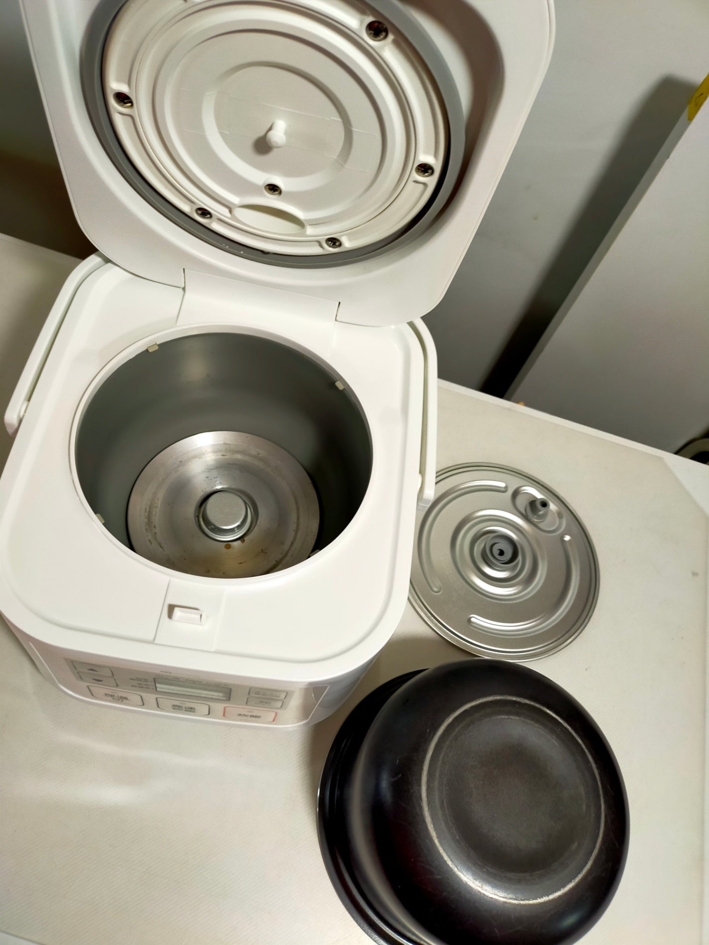 【サテライト】 炊飯器 ニトリ 3合炊き SN-A5WH  2020年製