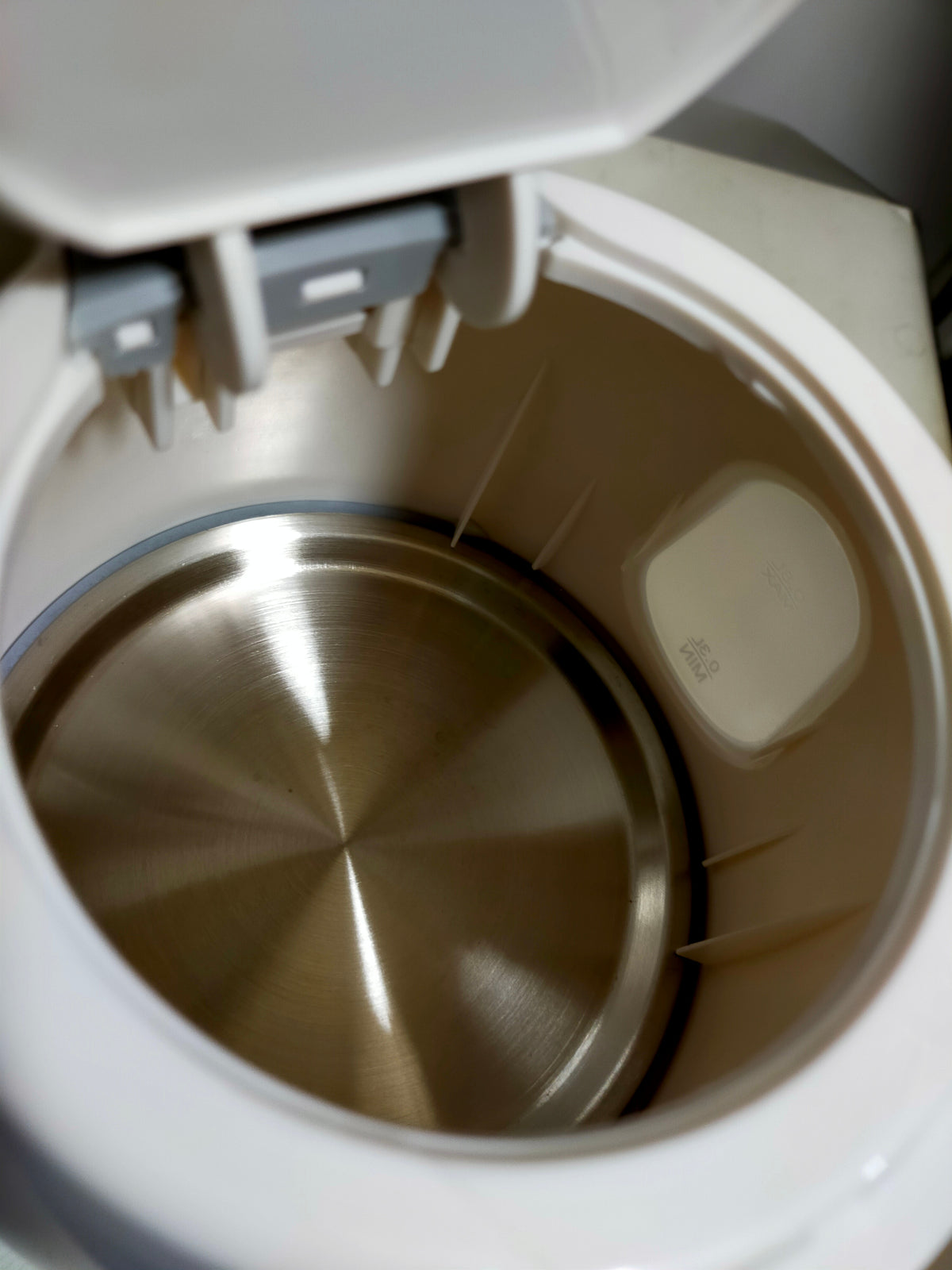 【サテライト】 電気ケトル アサヒ 0.8L SL-48