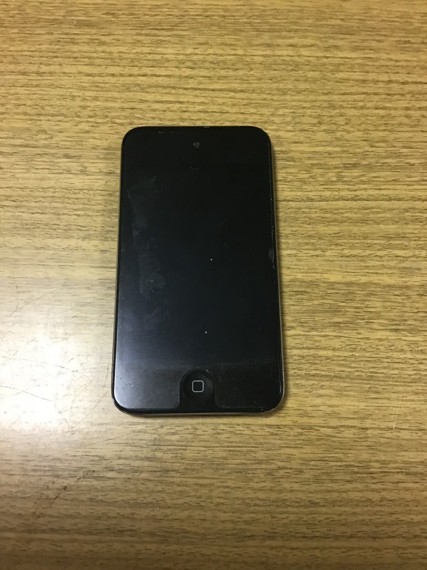 【深草店】iPod　touch　アップル　MC50J/A