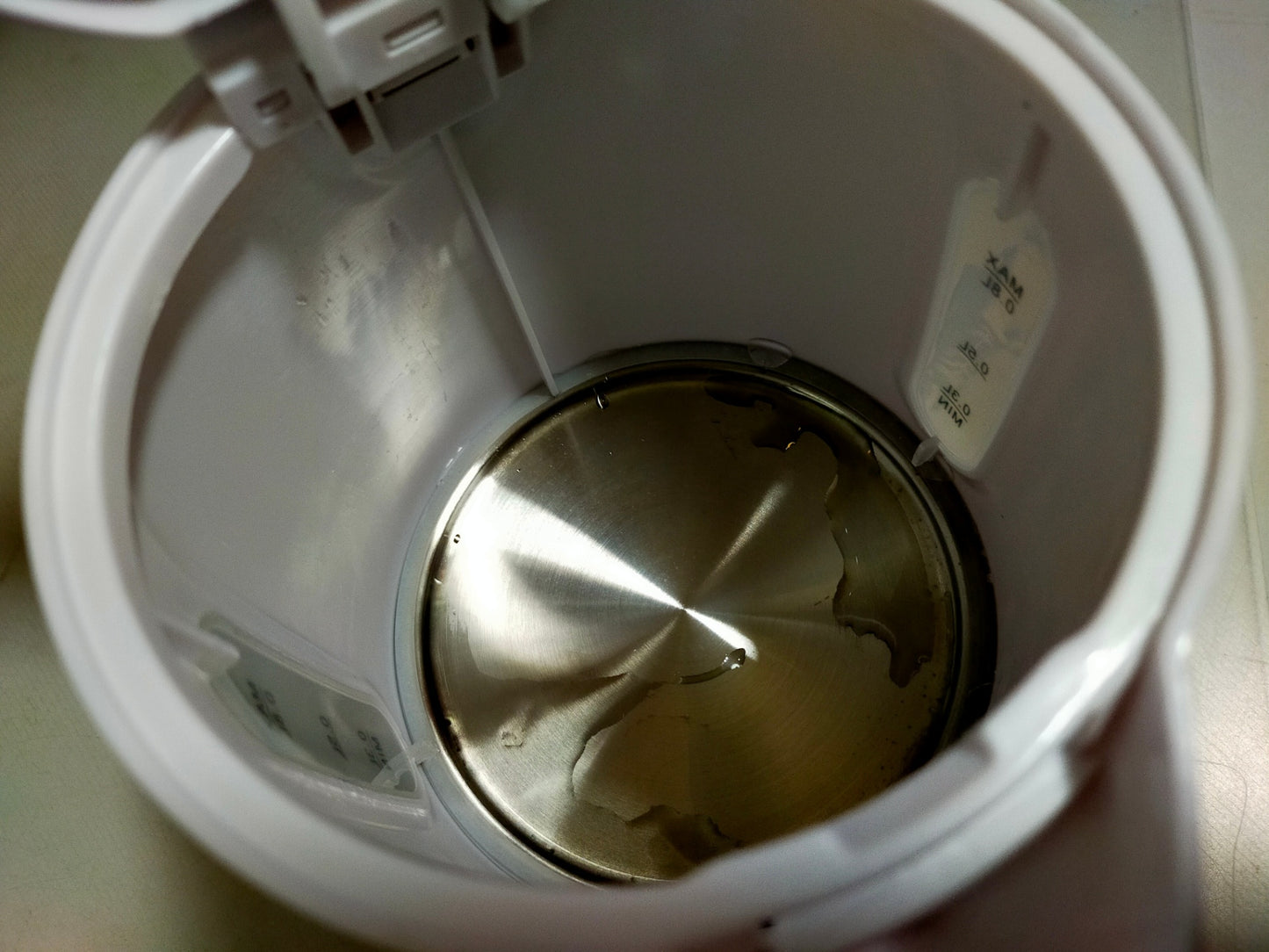 【サテライト】 電気ケトル ヒロコーポレーション 0.8L KTK-08