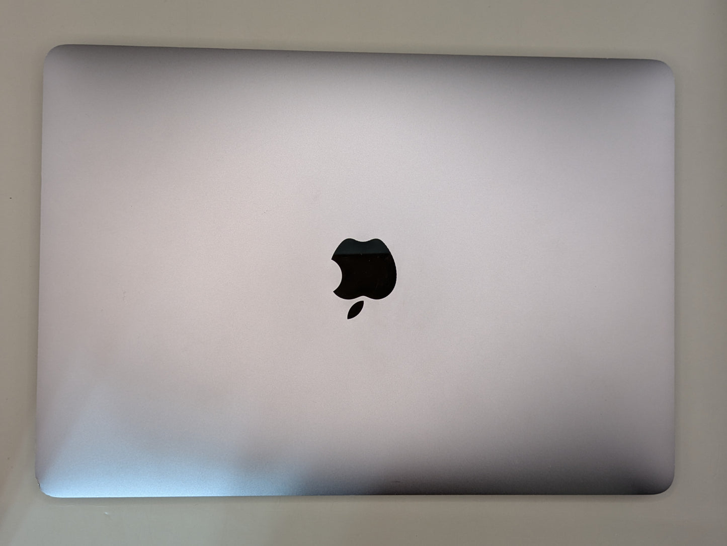 【倉庫保管】ノートPC Apple Computer A1932 Core i5 1.6GHz macOS Sonoma 14.8.2 8GB SSD 256GB 年製