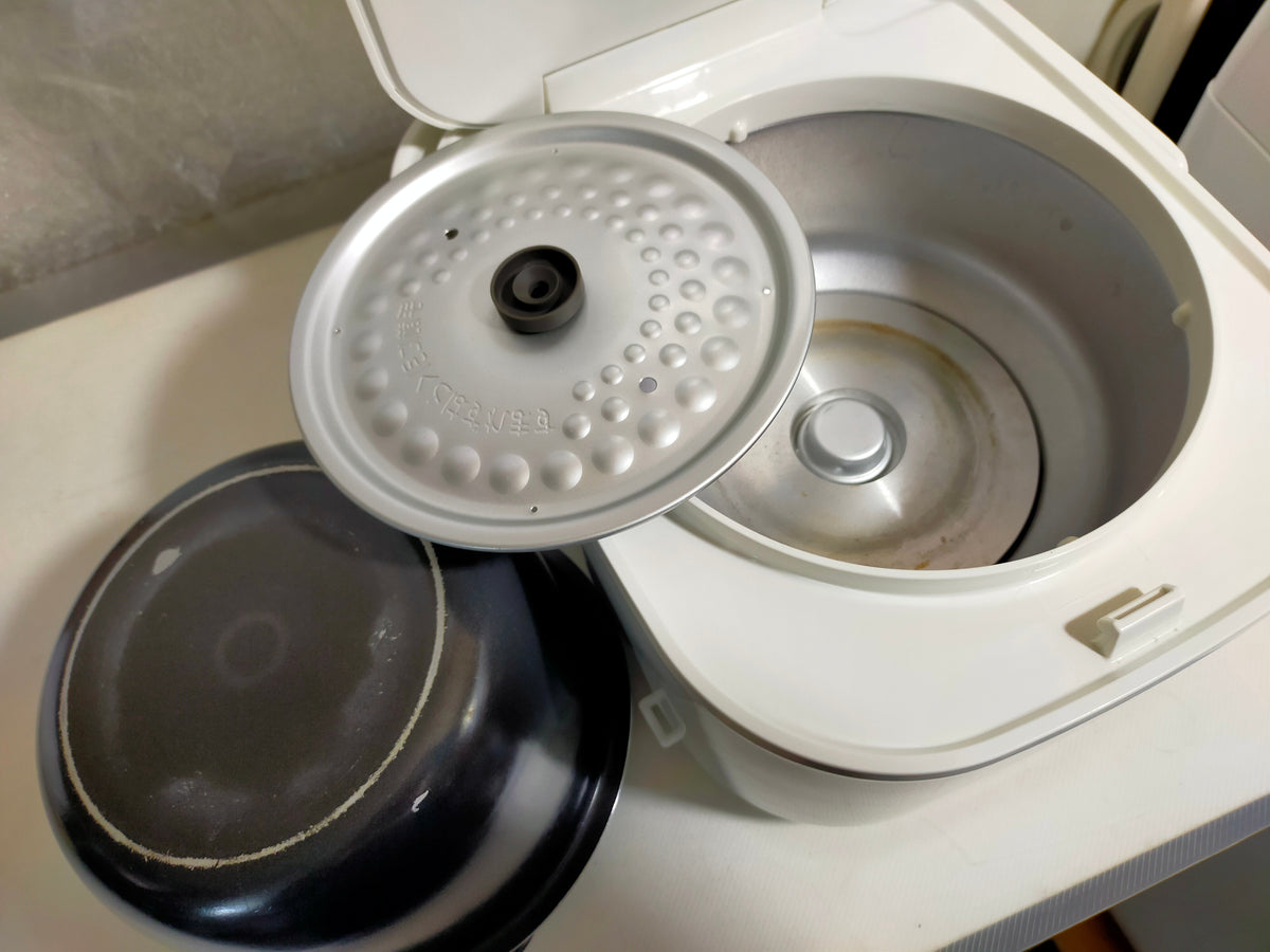 【サテライト】 炊飯器 タイガー 3合炊き JBU-A551  2019年製