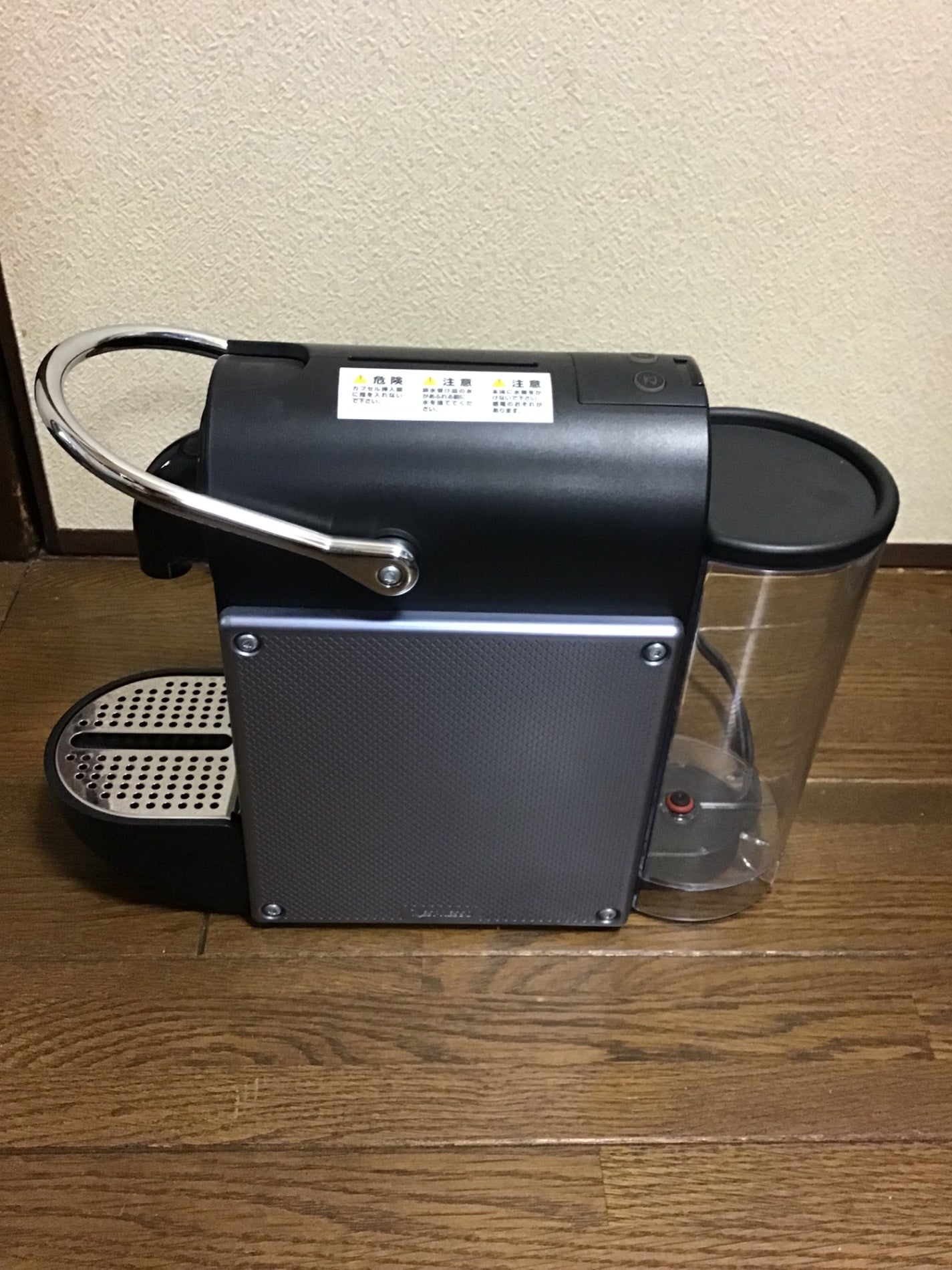 【深草店】コーヒーメーカー　ネスプレッソ　2011