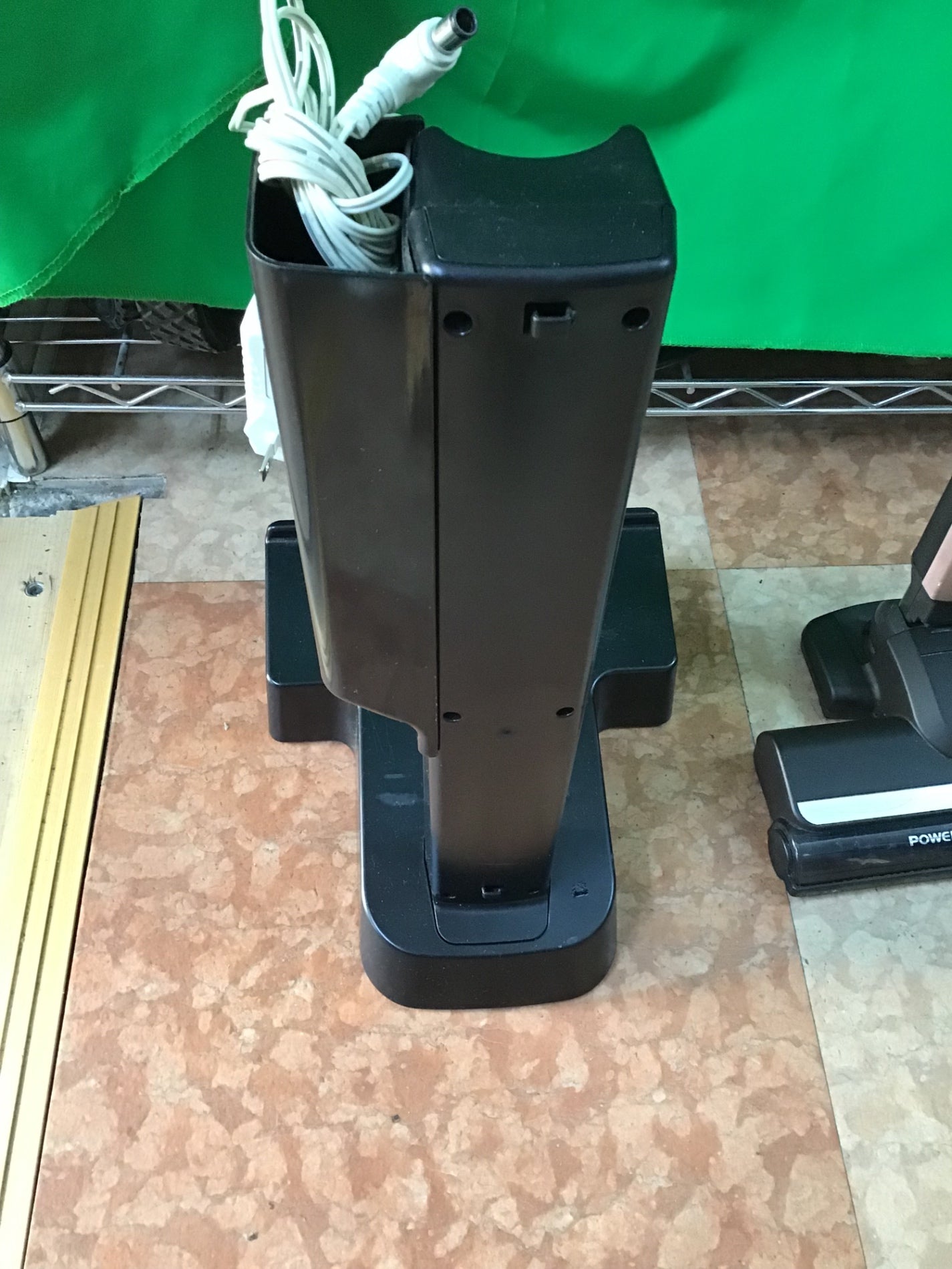 【深草店】 【掃除機+ダストパックセット】 アイリスオーヤマ 掃除機 紙パック式スティッククリーナー 軽量 1.6kg モップ付き KIC-SLDCP6  2020年製年製