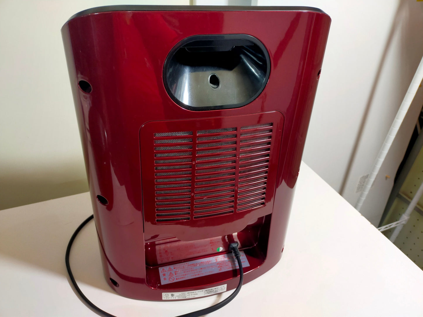 【サテライト】 セラミックファンヒーター ユーイング US-S1000L  2018年製